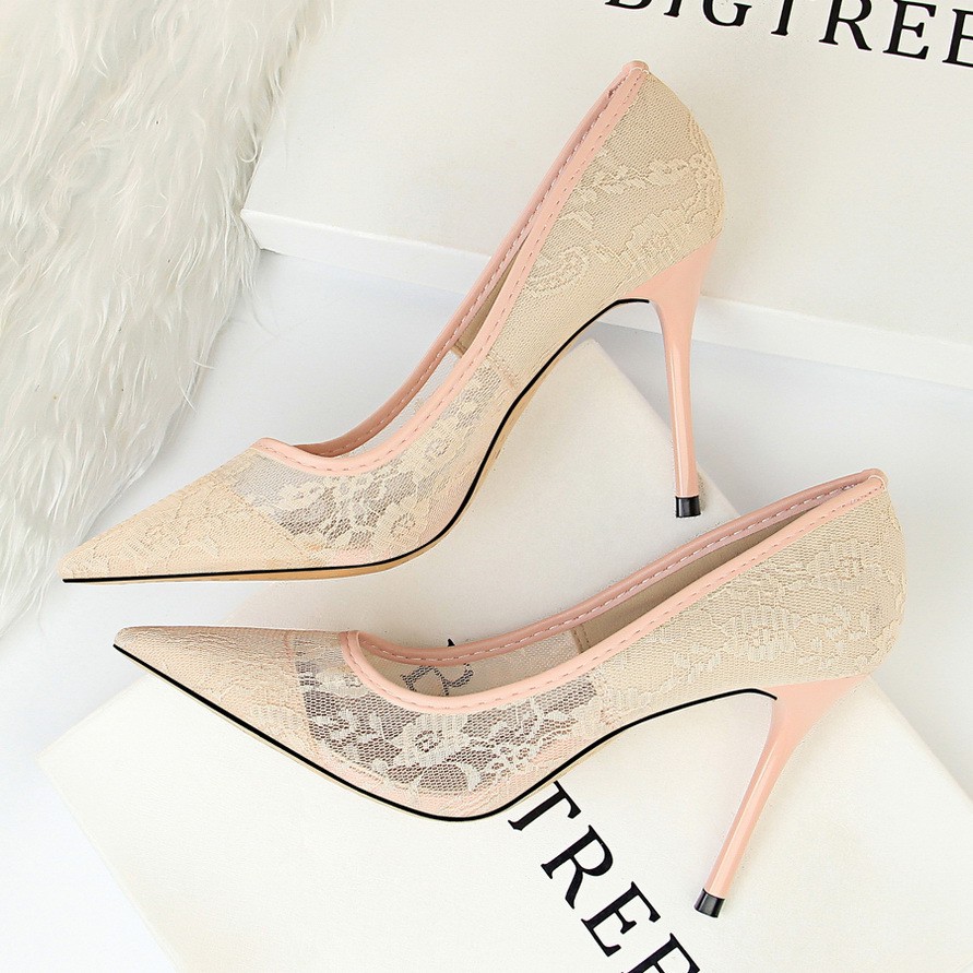 1853-1 European And American Sexy And Thin High-heeled Shoes Women's Shoes Stiletto High-heeled Shallow Mouth Pointed Mesh Hollow Lace Shoes