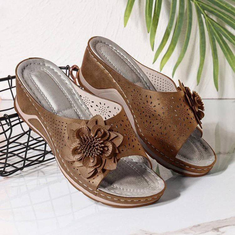 Amazon Women's Shoes 2021 Summer Large Size Wedge Heel Casual Flower Outer Wear Slippers Women's Slipper