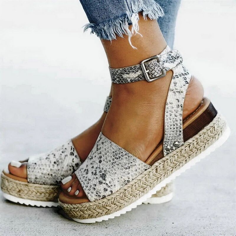 Wedge fish mouth shoes