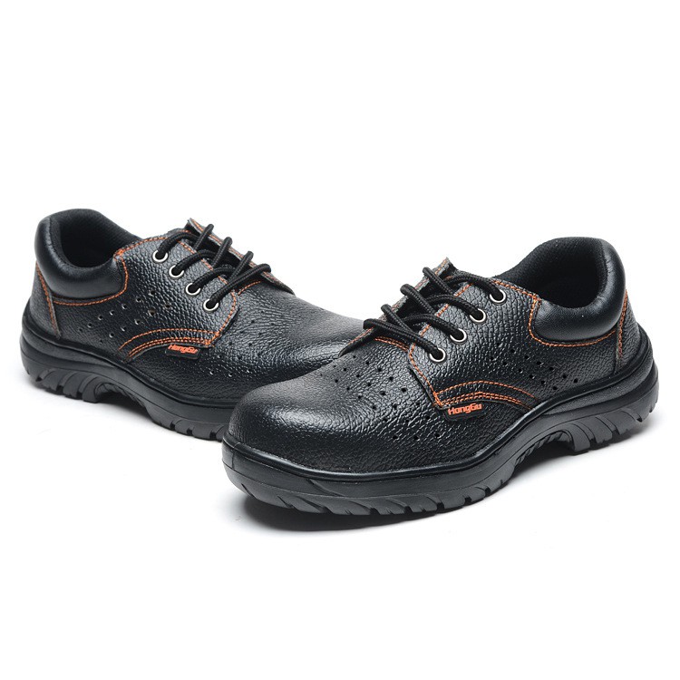 Antiskid and wear-resistant safety protection of Baotou working shoes safety shoes