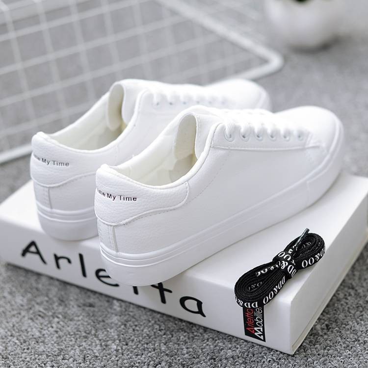 Small White Shoes Women's 2021 Spring And Autumn New Fashion Flat Shoes Students Breathable Women's Shoes Net Red Single Shoes Casual White Shoes