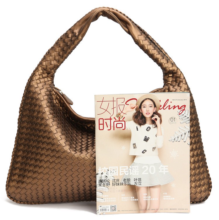 2022 New Arrivals European And American Style Woven Bags Lambskin Dumpling Bags One-Shoulder Portable Ladies Bags Ladies Japanese And Korean Ladies Bags