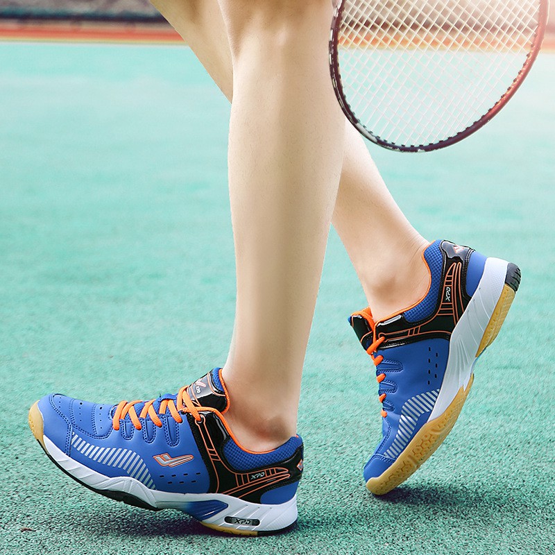Four Seasons Badminton Shoes Table Tennis Shoes Breathable Large Size Sports Shoes Men's Couple Models Game Training Shoes