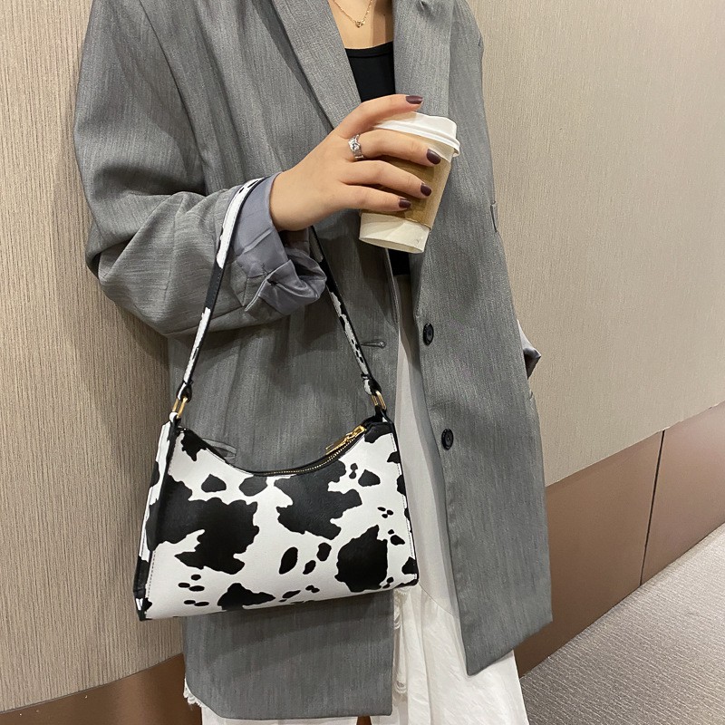 New Fashion Women's Bag Korean Version Of The Trendy And Foreign Handbags Fashion Leopard Print One Shoulder Cow Underarm Bag Baguette Bag