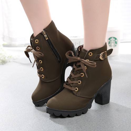 Retro Martin boots large size boots high heel thick with matte leather round head with bare boots
